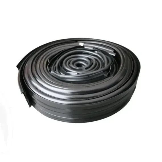 Fenderbeadingkit Notchback, svart