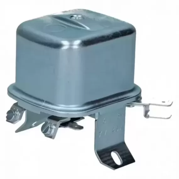 Spenningsregulator 6V, 45A, Montering på dynamo